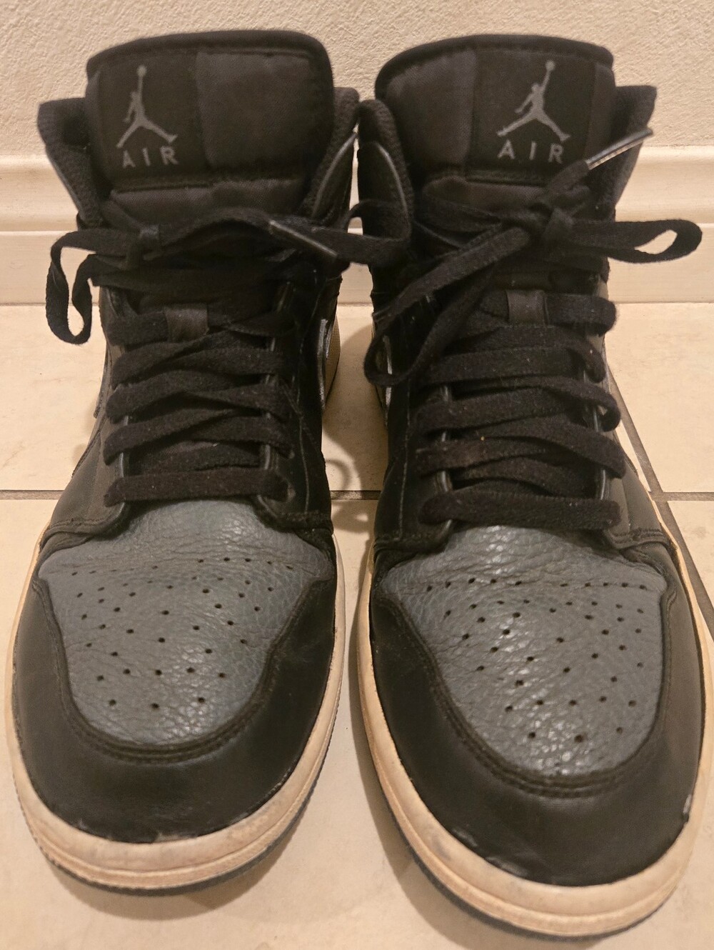 Nike Air Jordan Mid Black/Gray Men 9US 554724-041